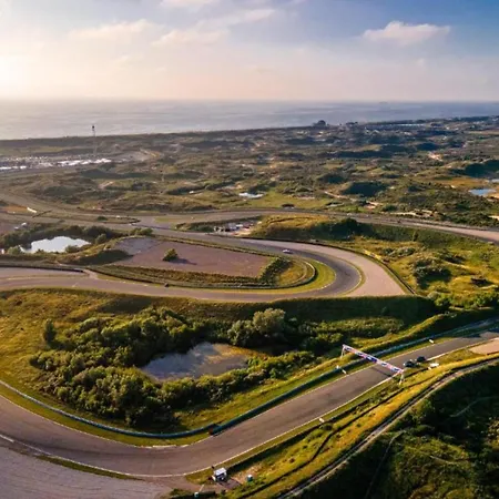 Sunny Spacious De Bijenkorf * Zandvoort