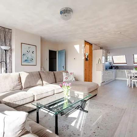 Sunny Spacious De Bijenkorf Zandvoort